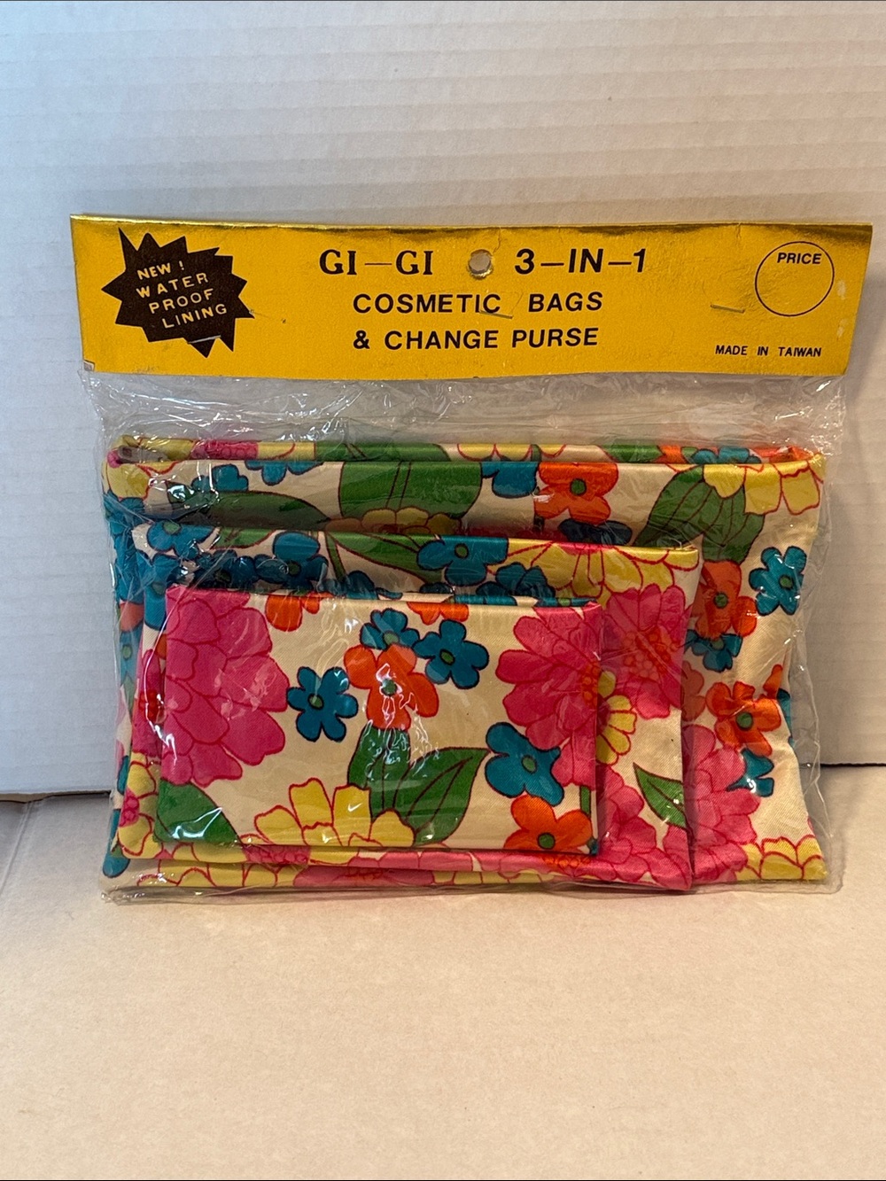 Vintage Cosmetic Bags & Change Purse NOS 60’s 70’s Hippie Boho